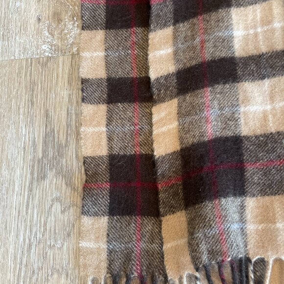 Cashmere/ Wool Plaid Scarf(Eddie Bauer) - Picture 5 of 6